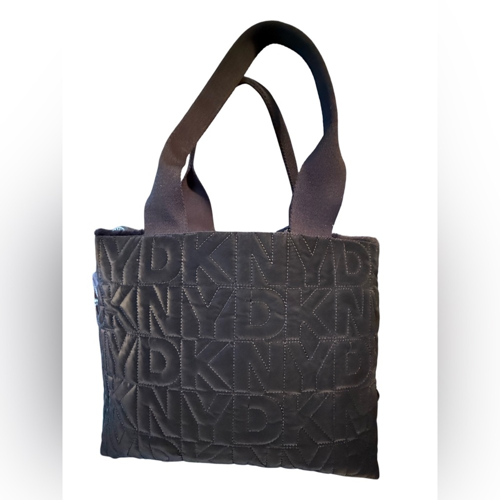 DKNY NWT Beautiful Black Faux Fur Quilted Reversible Roni Tote Bag (P091) - Picture 4 of 8